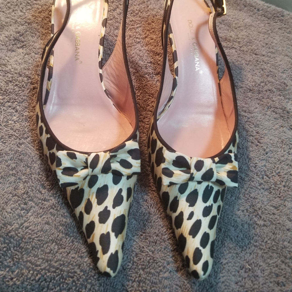 FABULOUS DOLCE&GABBANA  LEOPARD HEELS SZ 10